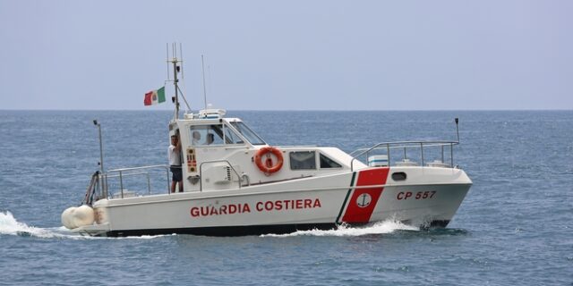 Ιταλία: Λιβυκό αλιευτικό εμβόλισε πλεούμενο με μετανάστες – Τρεις αγνοούμενοι