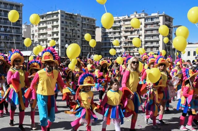 Το καρναβάλι φέρνει πίσω τους ορθίους στην εστίαση – Τι εισηγείται η κυβέρνηση