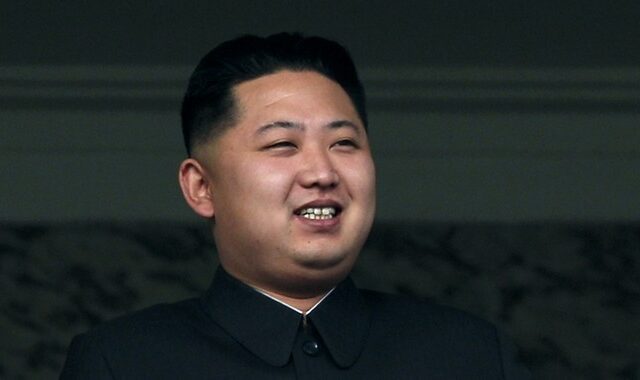 Κιμ Γιονγκ Ουν: Η Βόρεια Κορέα είναι έτοιμη να ενεργοποιήσει πυρηνικές δυνάμεις