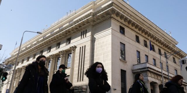 Κορονοϊός – Διασπορά: Ανεξέλεγκτη η κατάσταση σε πολλές περιοχές