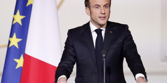 Πόλεμος στην Ουκρανία – Διάγγελμα Μακρόν: “Δεν είμαστε σε πόλεμο με τη Ρωσία”