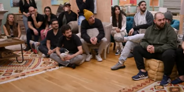 MasterChef: Αποχώρησε οικειοθελώς ένα από τα “golden pin” του ριάλιτι