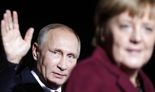 Διαμεσολάβηση Μέρκελ στην ουκρανική κρίση ζητά το 51% των Γερμανών