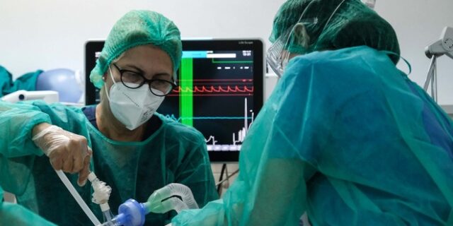 Κορονοϊός: 17.656 νέα κρούσματα σήμερα στην Ελλάδα – 92 νεκροί και 512 διασωληνωμένοι