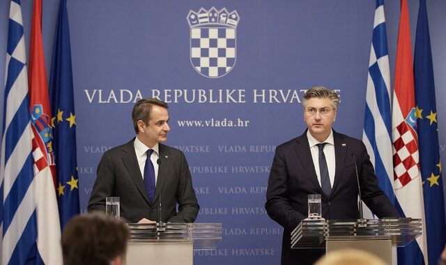 Συνάντηση Μητσοτάκη – Πλένκοβιτς: Δυσκολίες στη μετάφραση στη Συνέντευξη Τύπου