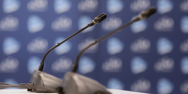 Η ΝΔ μετρά “20 fake news” στην ομιλία του Αλ. Τσίπρα στη Βουλή