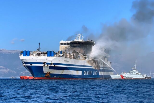 Euroferry Olympia: Θρίλερ με τους 11 αγνοούμενους – Ρυμουλκείται σε σημείο βόρεια της Κέρκυρας