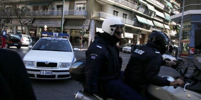 Πατήσια: Άγνωστος τραυμάτισε γυναίκα με μαχαίρι