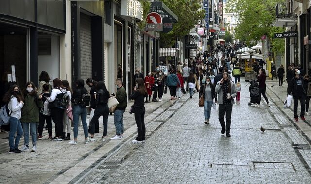 Φρένο στη χαλάρωση των μέτρων από την Επιτροπή Εμπειρογνωμόνων