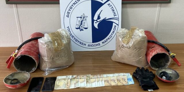 Έκρυβαν σχεδόν 10 κιλά ηρωίνης μέσα σε πυροσβεστήρες