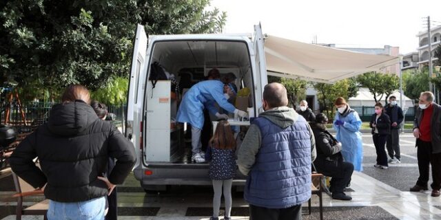 Κορονοϊός: 5455 νέα κρούσματα σήμερα στην Αττική