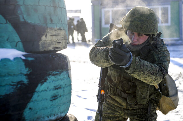 Αμερικανικές πηγές: Το 75% των συμβατικών δυνάμεων του ρωσικού στρατού γύρω από την Ουκρανία
