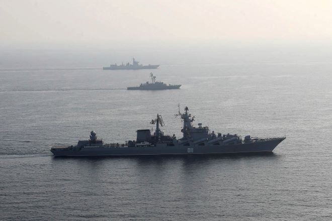 Μαύρη Θάλασσα: Πάνω από 30 ρωσικά πολεμικά πλοία απέπλευσαν για ασκήσεις