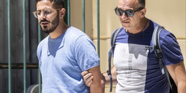 “Tinder Swindler”: Γιατί δεν είναι στη φυλακή ο απατεώνας του Tinder;