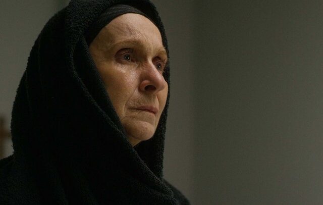 Σμαράγδα Σμυρναίου: Ποια είναι η “γιαγιά” του Αγίου Παΐσιου – Ο ρόλος, το διαζύγιο και η αποβολή