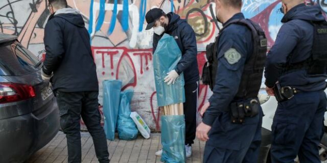 Σε τέσσερις συνδέσμους οι έφοδοι της Ασφάλειας στην Αττική – Τι βρήκαν μέσα