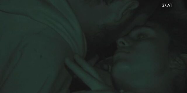 Survivor: Γιώργος Κατσαούνης και Ασημίνα Χατζηανδρέου ήρθαν πολύ κοντά – “Τον βάζω κάθε βράδυ να με χαϊδεύει”