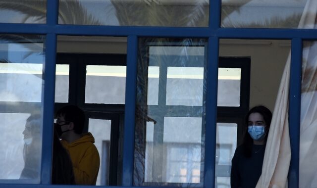 Θεσσαλονίκη: Εισαγγελική παρέμβαση μετά από τις καταγγελίες 13 μαθητριών για σεξουαλική παρενόχληση
