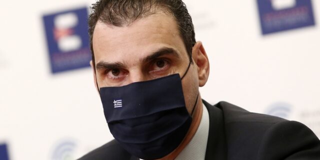 Θεμιστοκλέους: Δεν σχεδιάζεται 4η δόση στον γενικό πληθυσμό