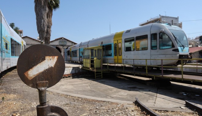 ETR 470: Ποια είναι τα παλιά ελβετικά τρένα που φέρνει ως υπερσύγχρονα η ΤΡΑΙΝΟΣΕ στην Ελλάδα