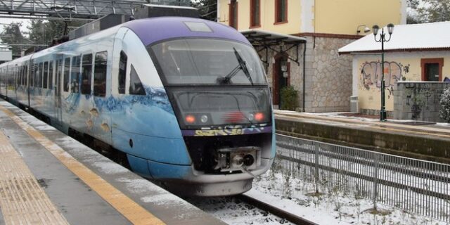 ΤΡΑΙΝΟΣΕ: Άνοιξε η πλατφόρμα για τις αποζημιώσεις όσων εγκλωβίστηκαν στην κακοκαιρία