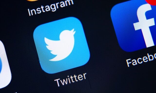 Πόλεμος στην Ουκρανία: Το Twitter ανέφερε πως επιβάλλονται περιορισμοί στον ιστότοπό του στη Ρωσία