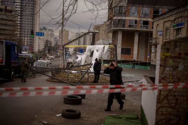 Πόλεμος στην Ουκρανία: Οι άμεσες και έμμεσες επιπτώσεις στις ελληνικές επιχειρήσεις