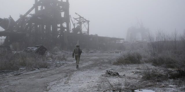 “Σειρήνες” πολέμου στην Ουκρανία – Άρχισε η επιστράτευση