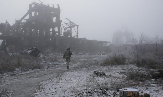 “Σειρήνες” πολέμου στην Ουκρανία – Άρχισε η επιστράτευση