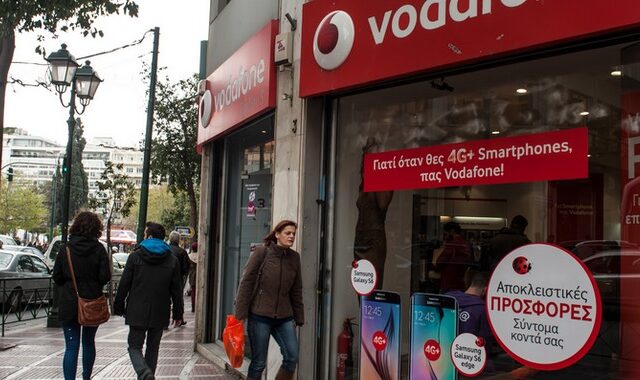 Vodafone: Ιστορικό ρεκόρ για ευρυζωνικές συνδέσεις και data