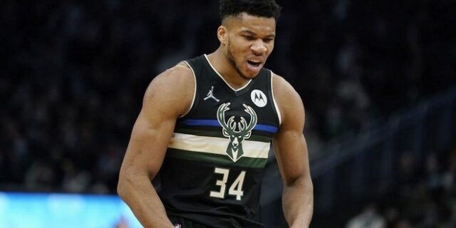 Μπακς – Γουίζαρντς 112-98: “Τριπλός” ο Αντετοκούνμπο, προσπέρασε τον Τζόρνταν με επική εμφάνιση