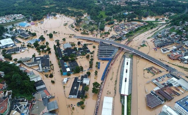 Βραζιλία: Τουλάχιστον 18 νεκροί από πλημμύρες και κατολισθήσεις