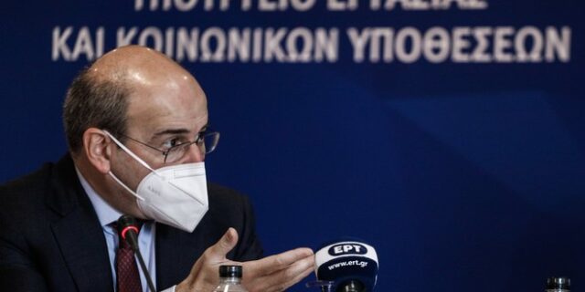 Εκτός ΟΑΕΔ χιλιάδες πολίτες με ρύθμιση της τελευταίας στιγμής – Τι απαντά το Υπ. Εργασίας