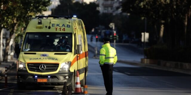 Θεσσαλονίκη: 40χρονος έπεσε από μπαλκόνι την ώρα που γινόταν έρευνα στο διαμέρισμά του