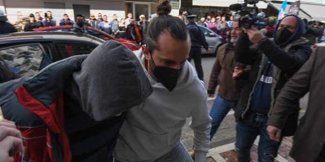Μακελειό στην Ανδραβίδα: Οι αρχές ψάχνουν για συνεργό