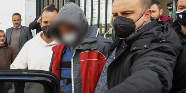 Μακελειό στην Ανδραβίδα: Έρευνα για πιθανή εμπλοκή του 60χρονου σε φονικό του 1992