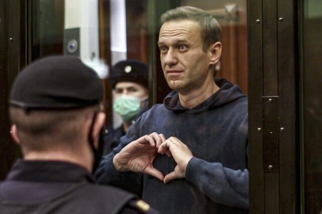 Αλεξέι Ναβάλνι: Επιβεβαίωσε ότι μεταφέρθηκε σε άλλη φυλακή πιο μακριά από τη Μόσχα