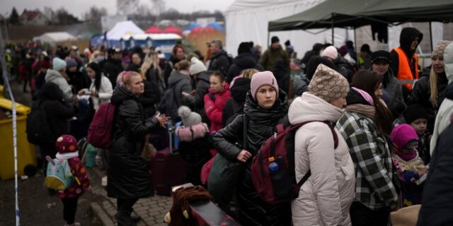 Πόλεμος στην Ουκρανία: Επικοινωνία Πούτιν – Σολτς για τη διάνοιξη ανθρωπιστικών διαδρόμων