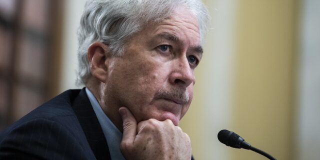 Κορονοϊός: Θετικός ο διευθυντής της CIA, μια ημέρα μετά τη συνάντησή του με τον Μπάιντεν