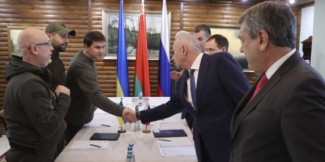 Πληροφορίες για νεκρό μέλος της διαπραγματευτικής ομάδας του Κιέβου