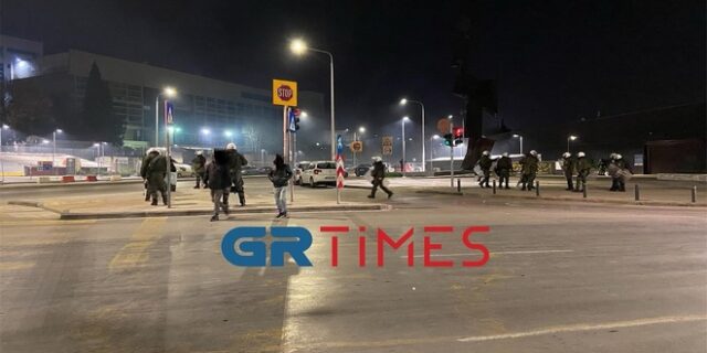 Θεσσαλονίκη: Επεισόδια με μολότοφ και χημικά στο κέντρο