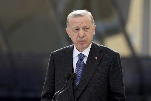 Επικοινωνία Ερντογάν με τη Σουηδή Πρωθυπουργό: “Σταματήστε να υποστηρίζετε τρομοκράτες”