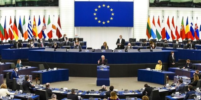 Πόλεμος στην Ουκρανία: Νέες κυρώσεις από την ΕΕ σε Ρωσία και Λευκορωσία