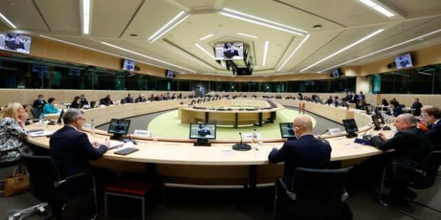 “Δημοσιονομική προσαρμογή”: Η φράση που τόσο αγαπήσαμε στα μνημόνια επανέρχεται