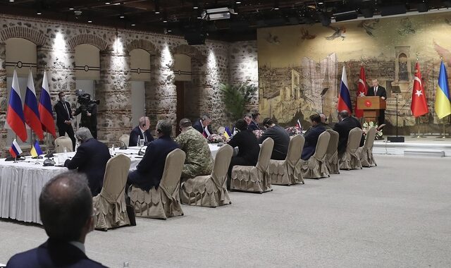 Κρεμλίνο: Δε βλέπει πρόοδο στις συνομιλίες με την Ουκρανία