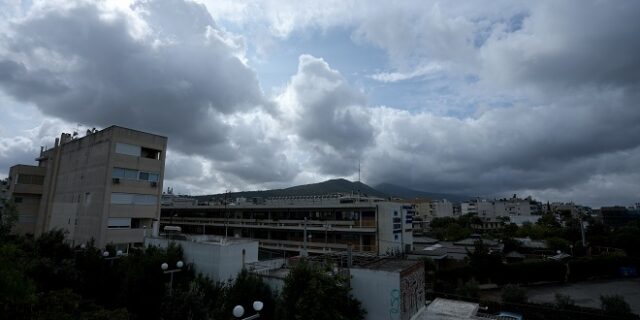 Καιρός: Νεφώσεις με τοπικές βροχές και αφρικανική σκόνη
