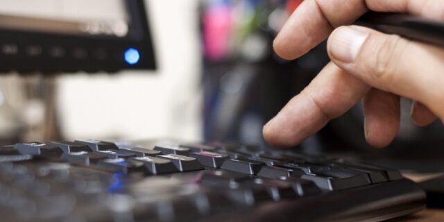 Εξωδικαστικός μηχανισμός ρύθμισης οφειλών: Προχώρησαν 840 ρυθμίσεις οφειλών – “Κούρεμα” από 15-24% της οφειλής