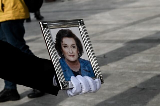 Μαριέττα Γιαννάκου: Το “τελευταίο αντίο” στο Α’ Νεκροταφείο – Ο επικήδειος του Κυριάκου Μητσοτάκη