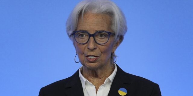 Λαγκάρντ: Δεν βλέπει κίνδυνο στασιμοπληθωρισμού στην Ευρωζώνη
