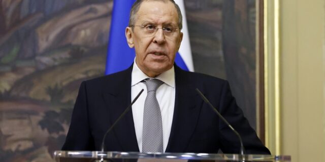 Λαβρόφ: Η Μόσχα δεν θα δεχθεί τις ΗΠΑ ως “παγκόσμιο σερίφη”